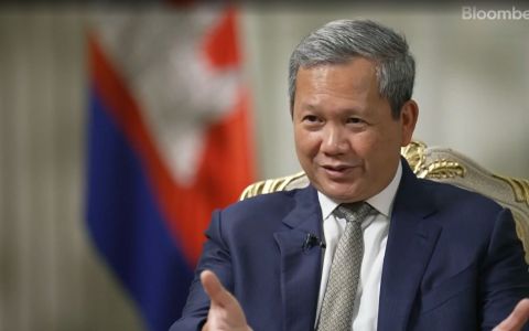 洪玛耐接受彭博社采访