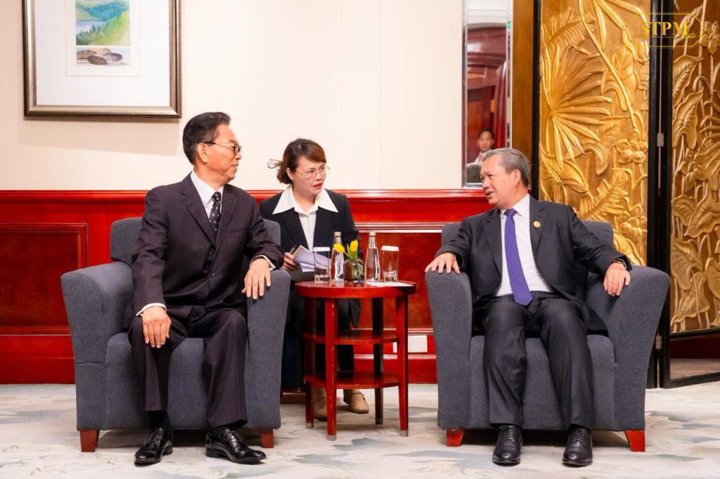 上海中小企业代表团会见洪玛耐