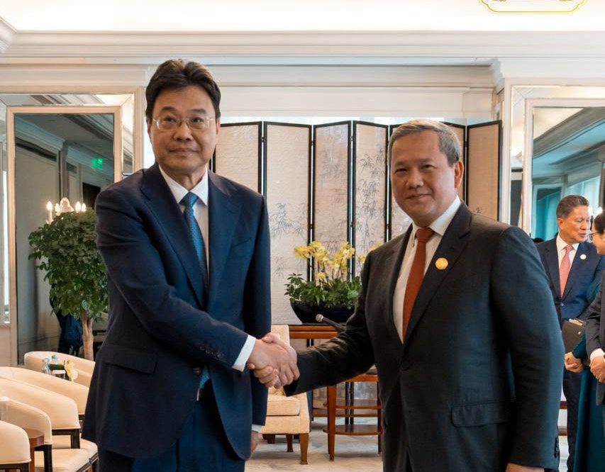 洪玛耐会见上海建工总裁叶卫东