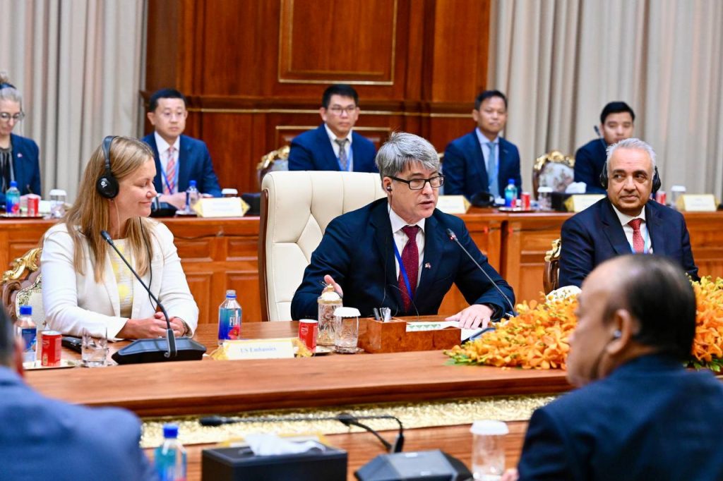 十余家美国企业组团访问柬埔寨 推动贸易投资合作
