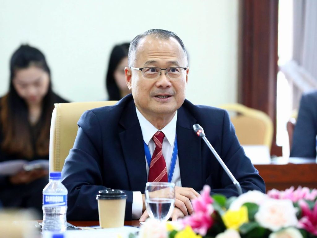 香港商界代表团考察柬埔寨，拟布局AI、绿色能源等六大领域