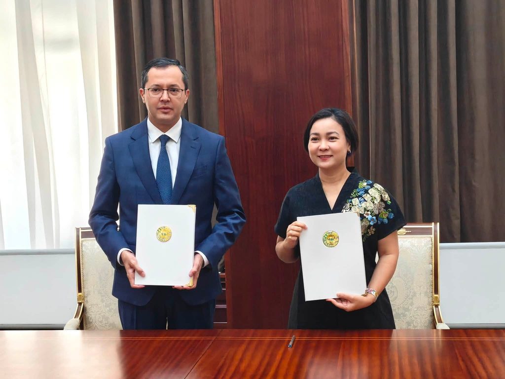 柬埔寨与乌兹别克斯坦签署跨境支付合作备忘录