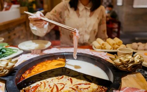 金边火锅行业进入洗牌期：有人月亏9000美元，有人靠自助实现翻盘