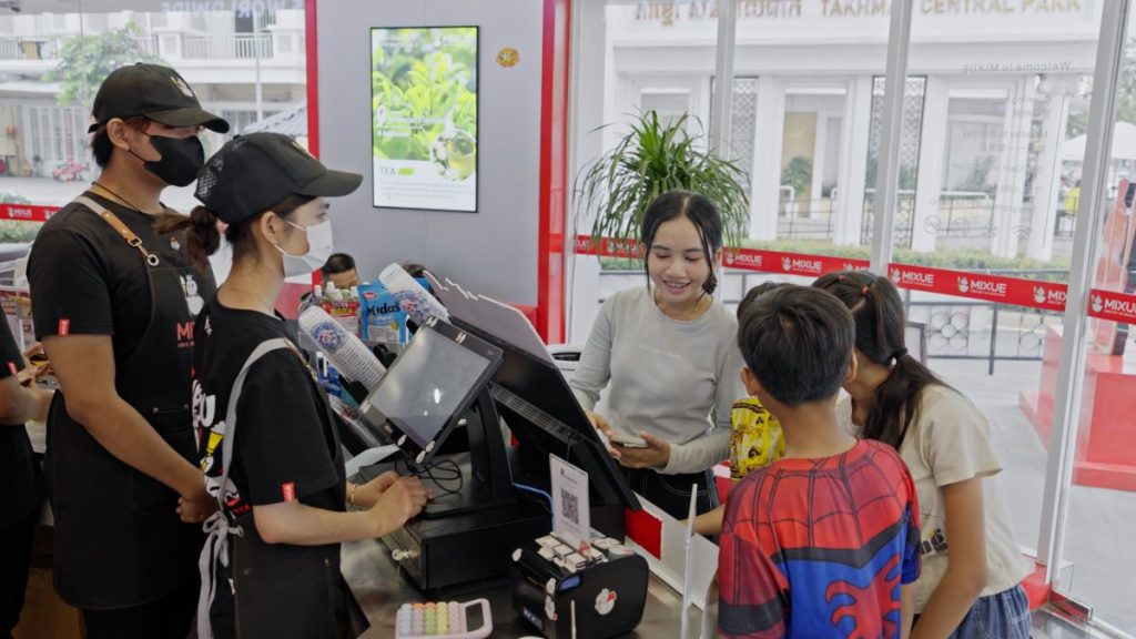 蜜雪冰城闯柬埔寨：5万美元一家店，4年开出近百家