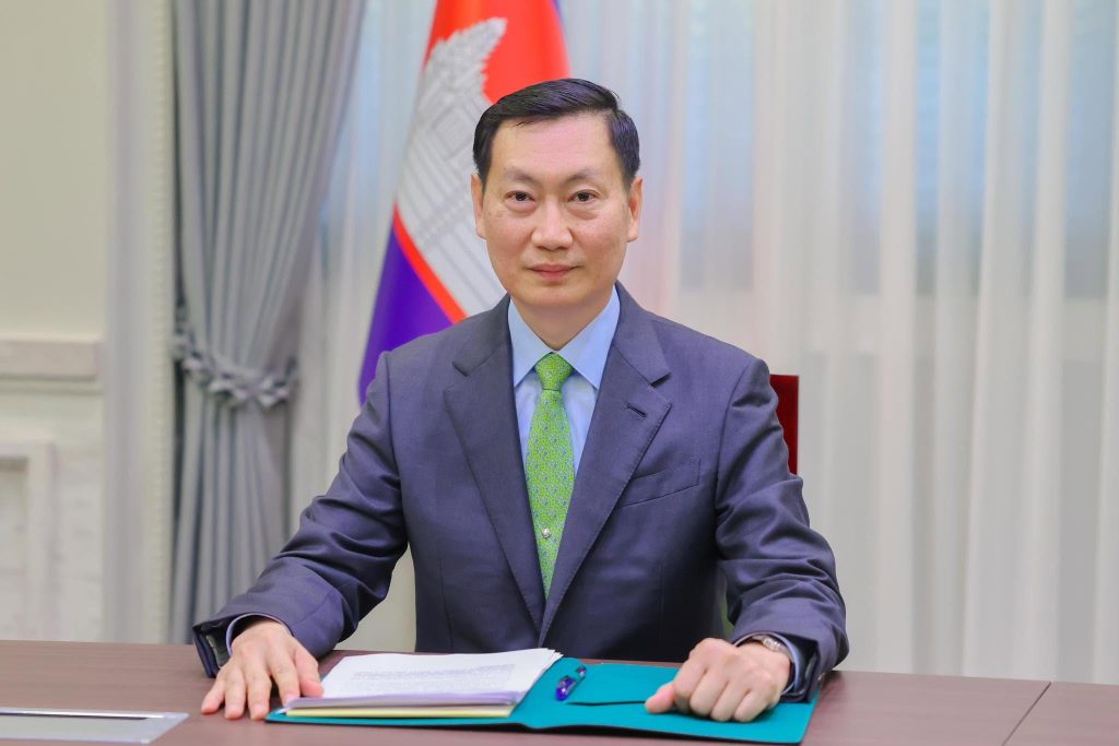 柬埔寨矿产与能源部长高拉达那（Keo Rottanak）