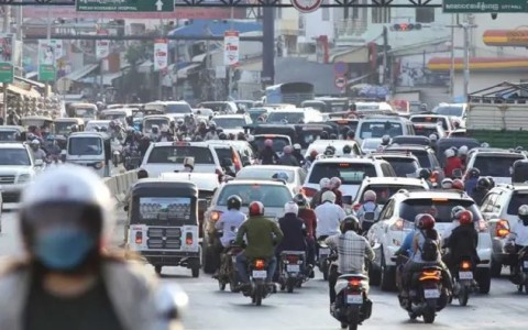 堵在路上的经济账：金边交通拥堵年成本或达7亿美元