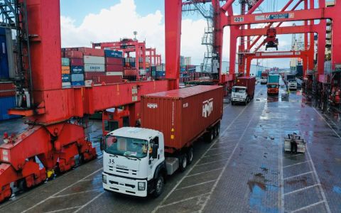 柬埔寨前8月贸易额突破500亿美元，出口增长近20%